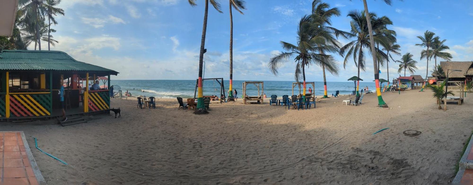 Beach Life Palomino - Beach Party Hostel & Beach Club Exterior photo